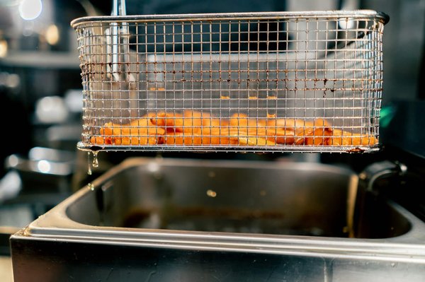 Découvrez l'innovation des friteuses sans huile à double compartiment
